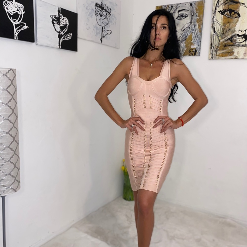 Heavy and tight dress